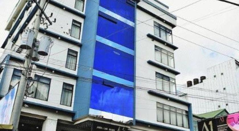 Aura One Hotel Baguio City Exteriör bild